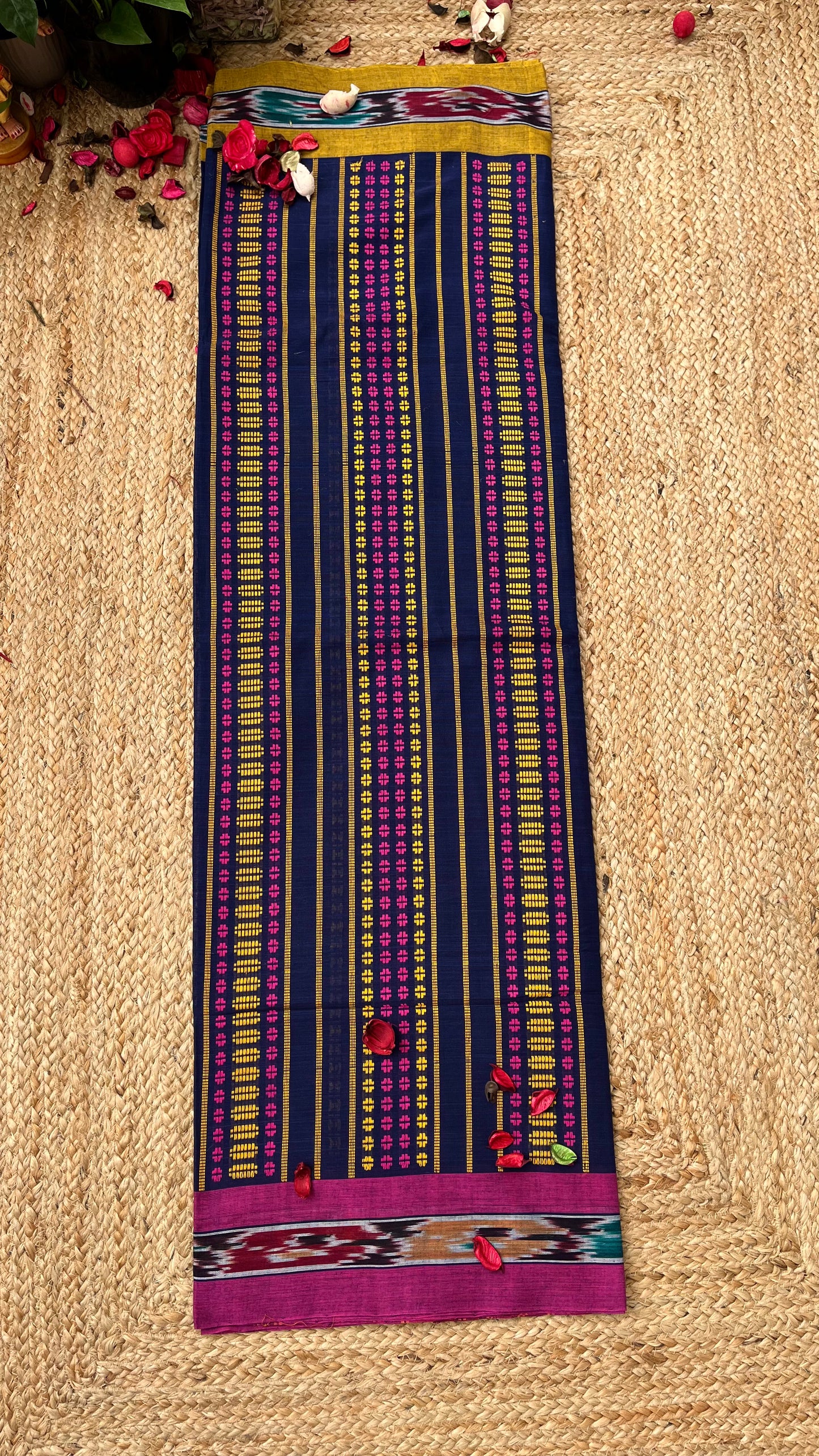 Begampuri Pure Cotton Handloom Saree - Blue Yellow