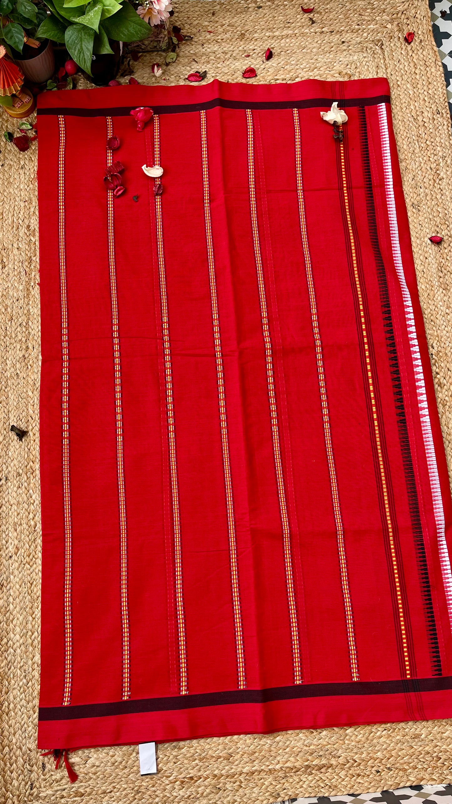 Begampuri Pure Cotton Handloom Saree - Red Black