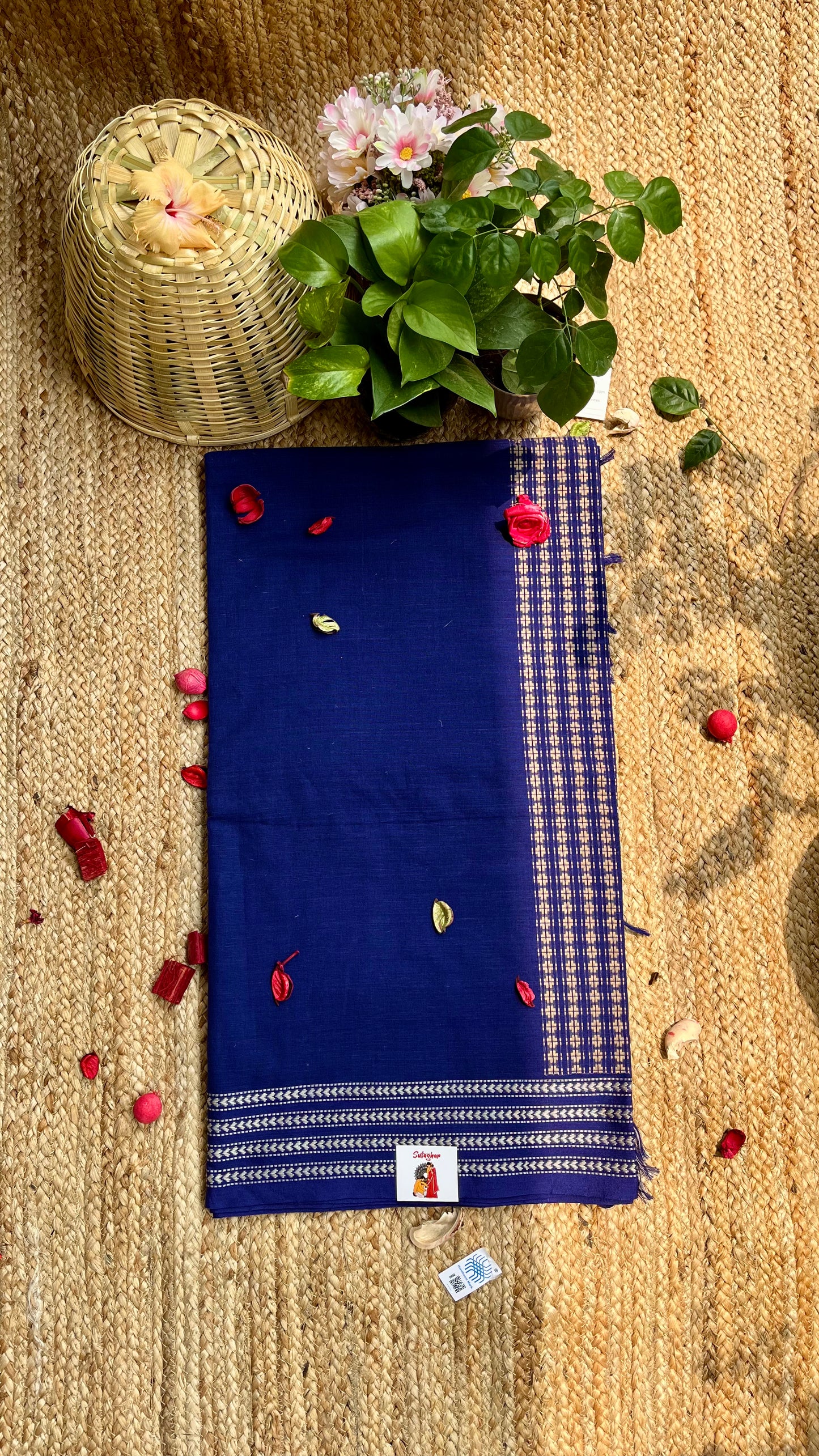 Embroidered Bengal Cotton Handloom Saree - Navy Blue