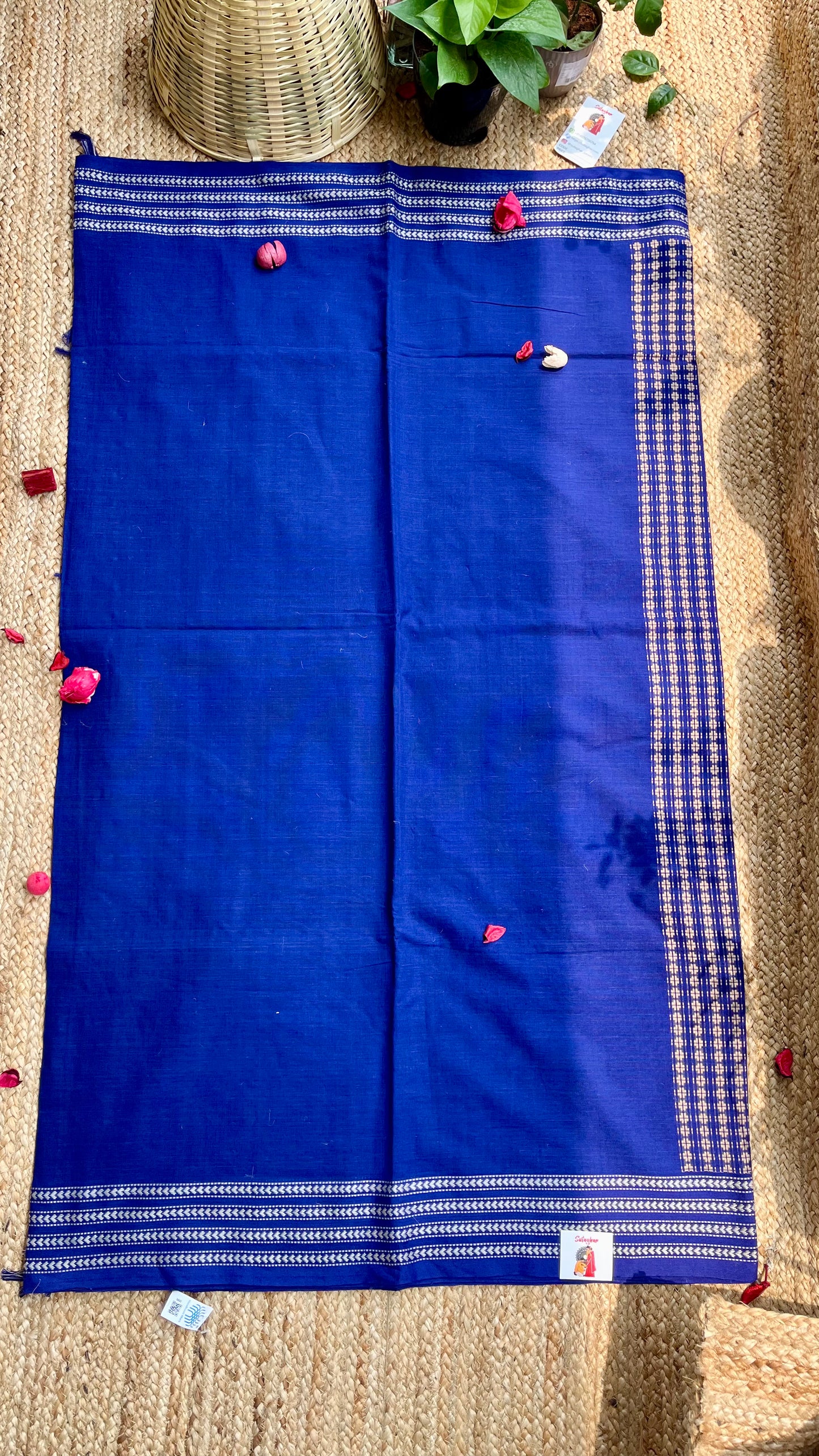 Embroidered Bengal Cotton Handloom Saree - Navy Blue