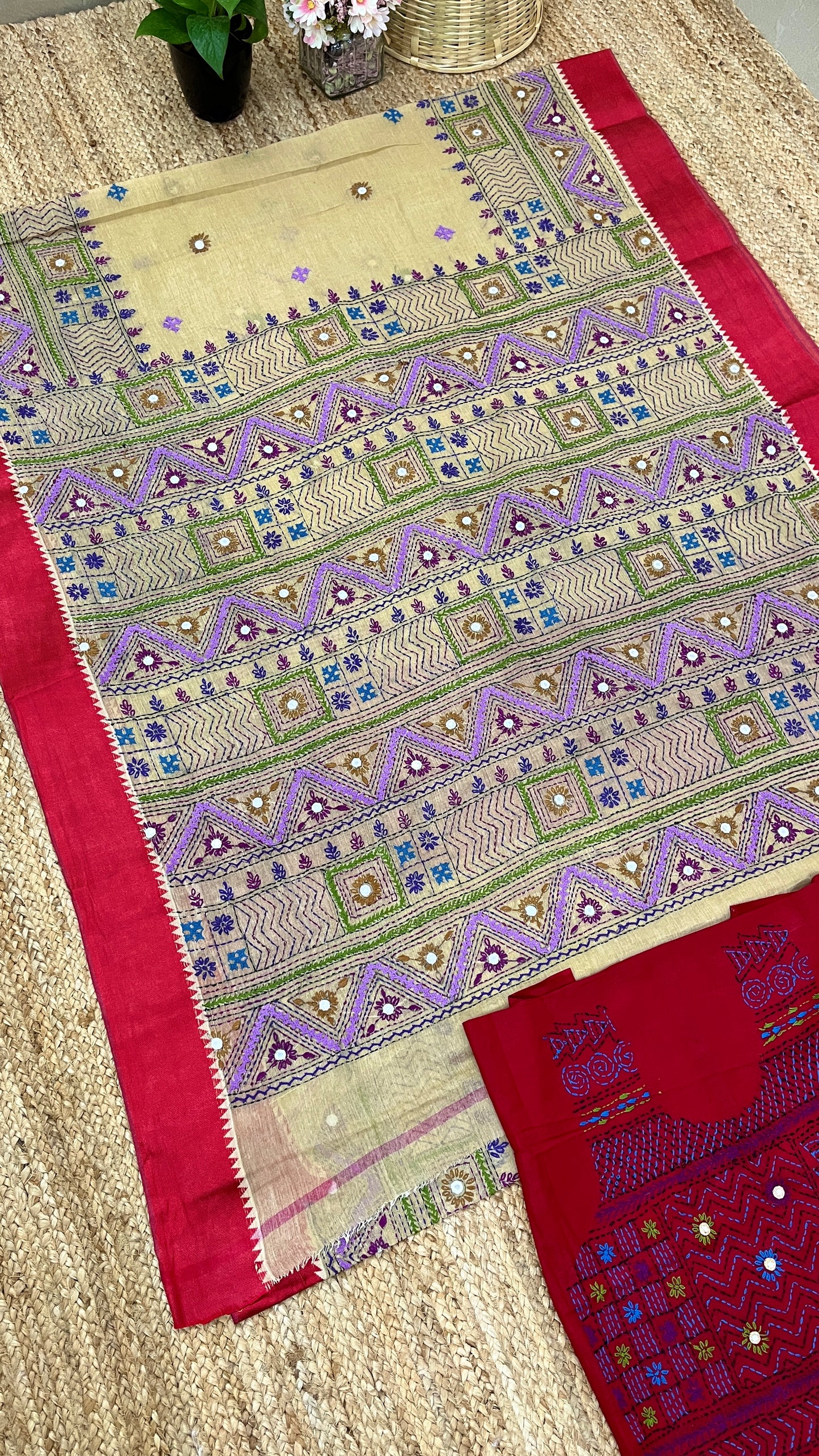 Kantha Hand-Embroidered Beige and Red Saree