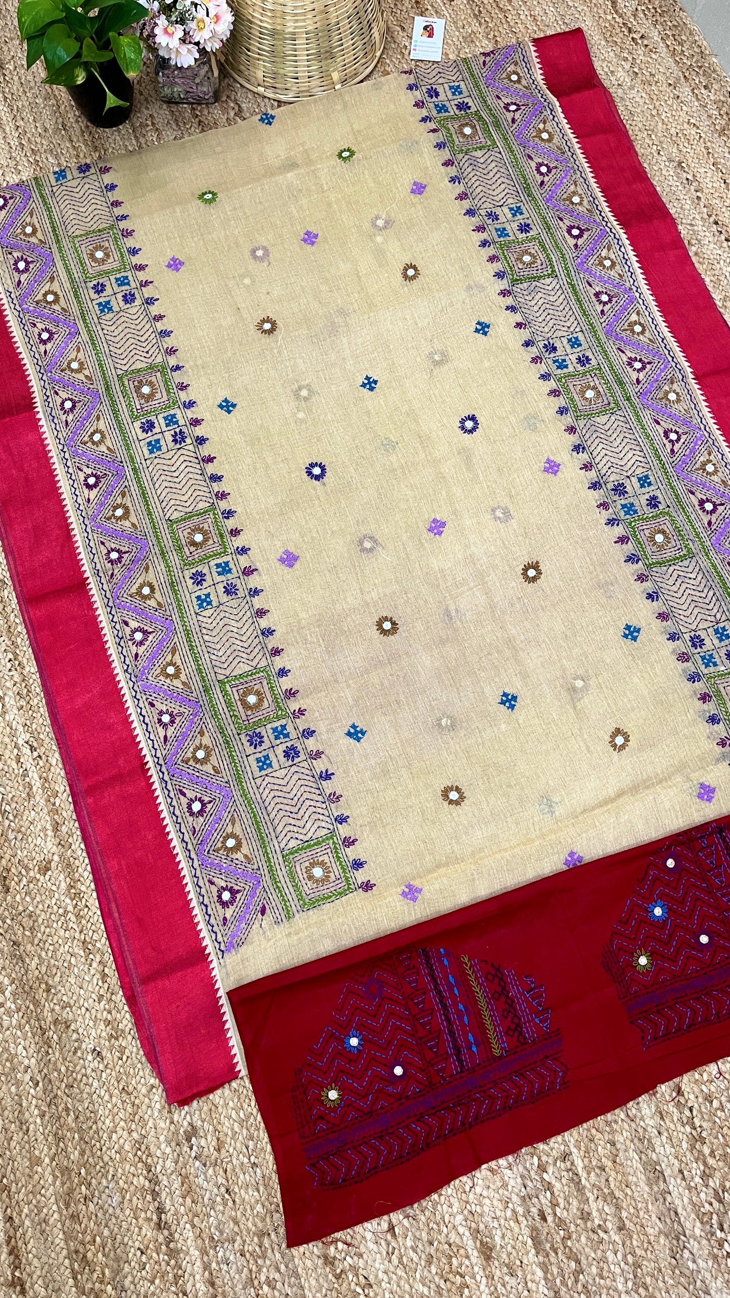 Kantha Hand-Embroidered Beige and Red Saree