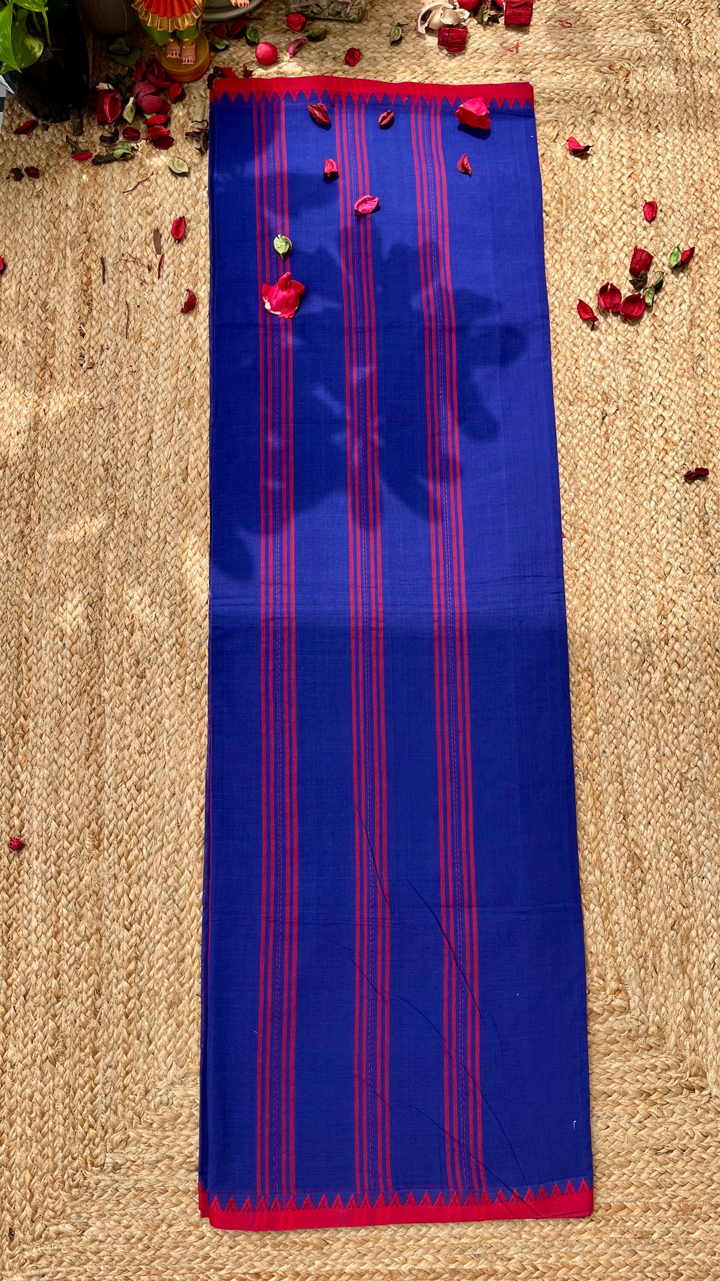Dhaniakhal Pure Cotton Handloom Saree - Navy Blue