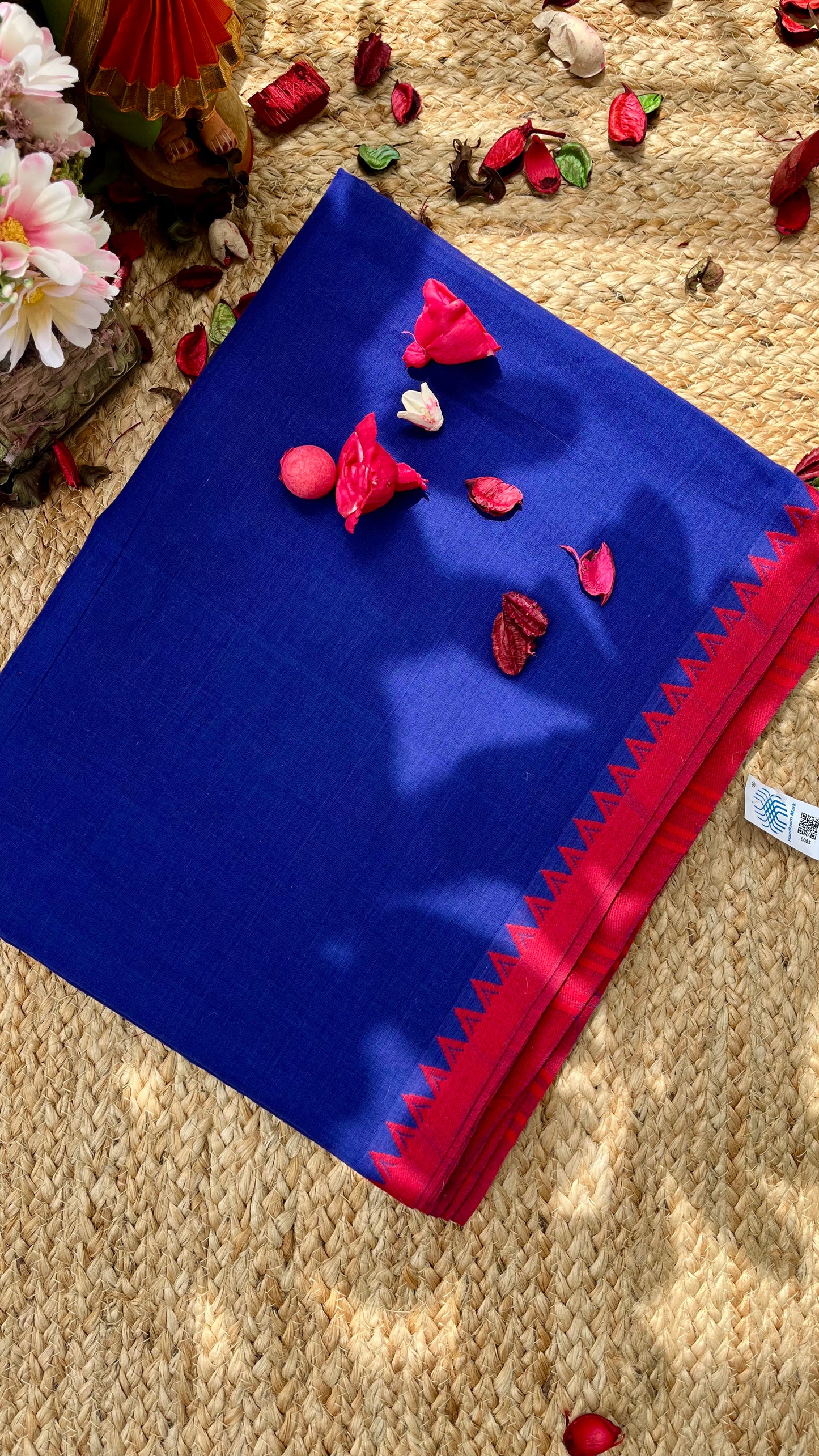 Dhaniakhal Pure Cotton Handloom Saree - Navy Blue