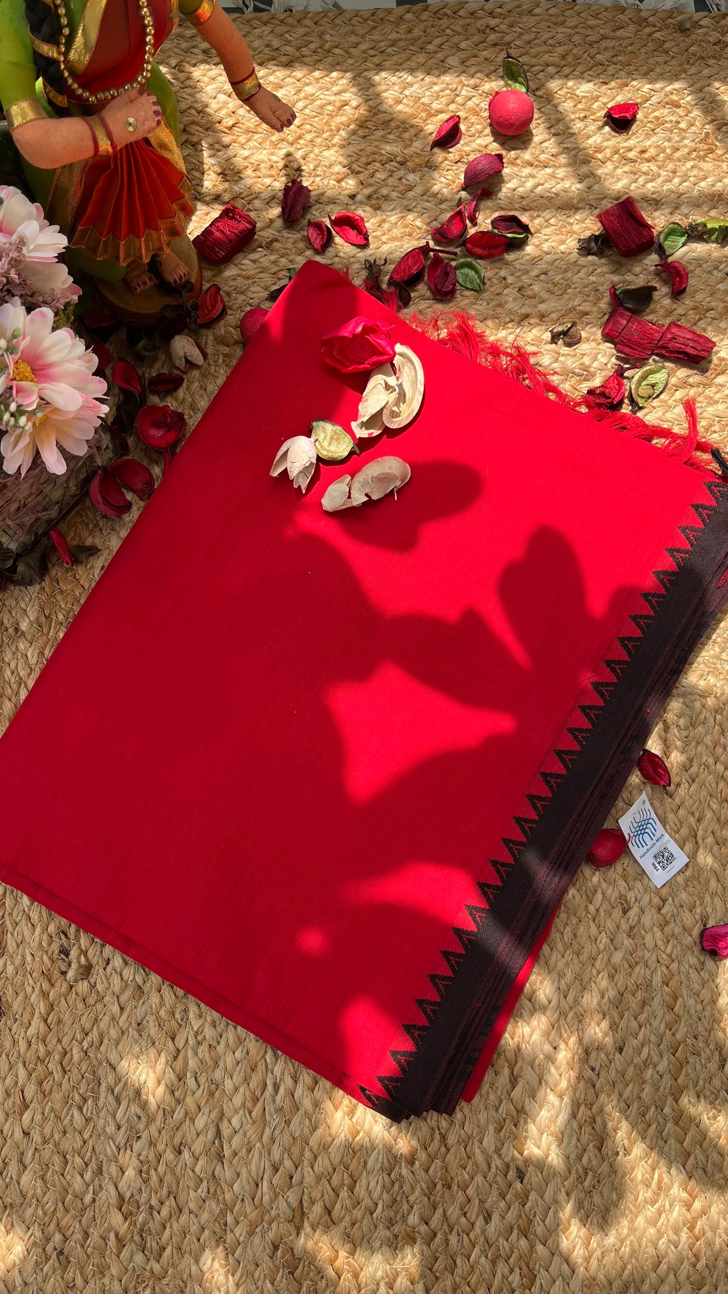 Dhaniakhali Pure Cotton Handloom Saree - Red Black